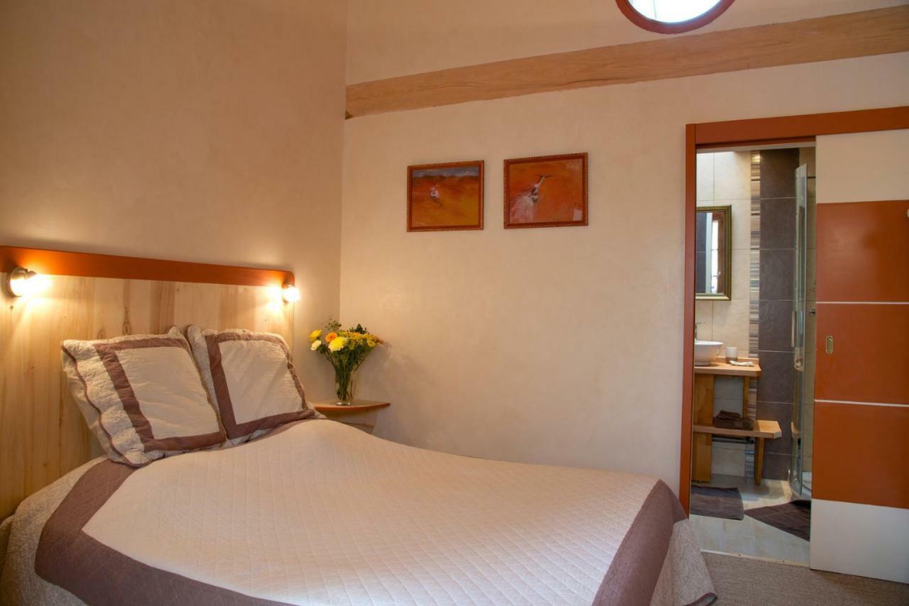 Bed and Breakfast Le Petit Saint-Julien Zewnętrze zdjęcie